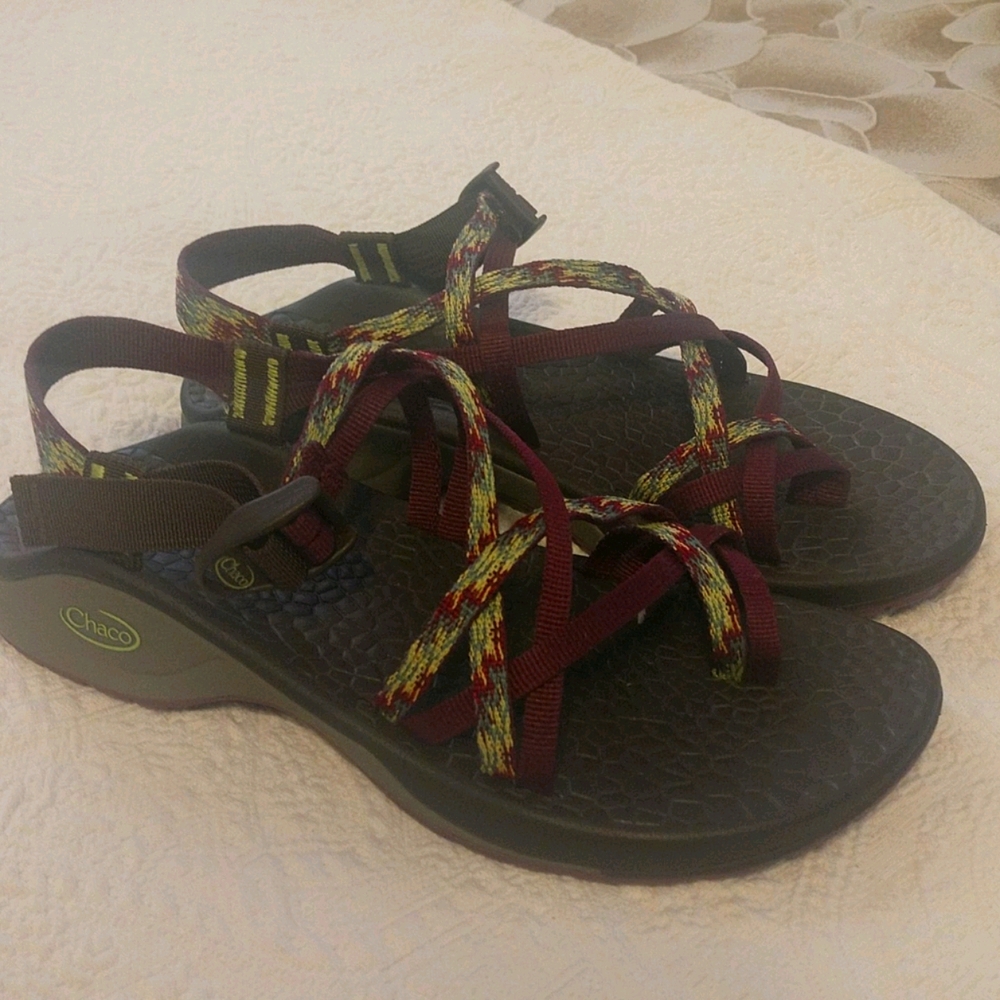 New size 9 Chaco sandals